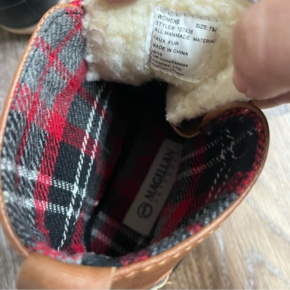 Magellan Women’s Outdoor Duck Boots Black Brown Size 7 - Picture 7 of 9